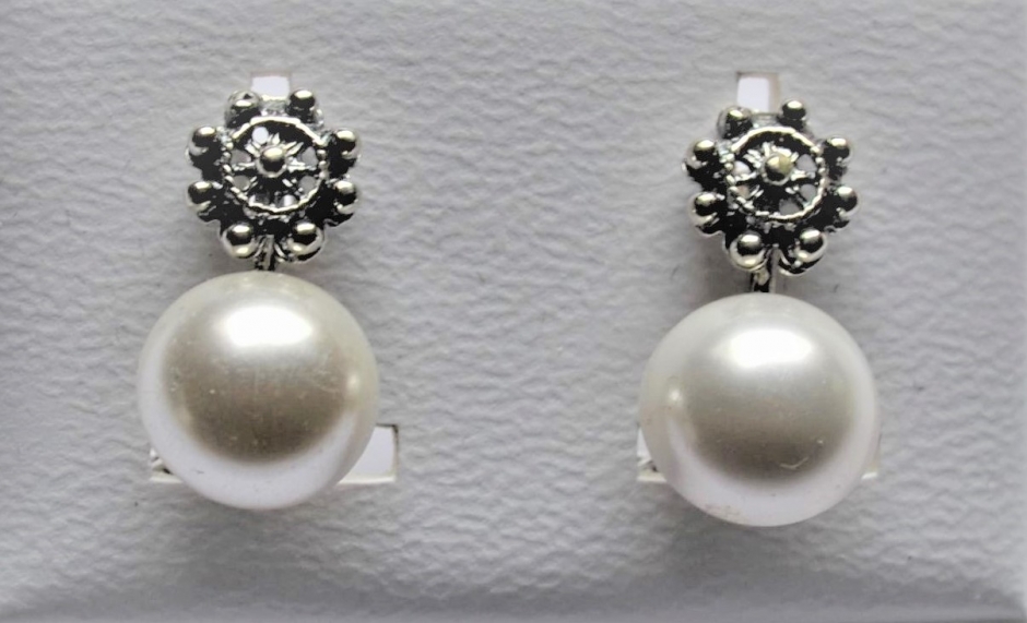 pendientes charros con perlas tipo mabe